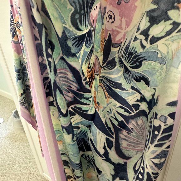 Chico’s Medallion Poncho Kaftan Popover Pastels Pink Blue Size-Large/X-Large - Picture 5 of 5